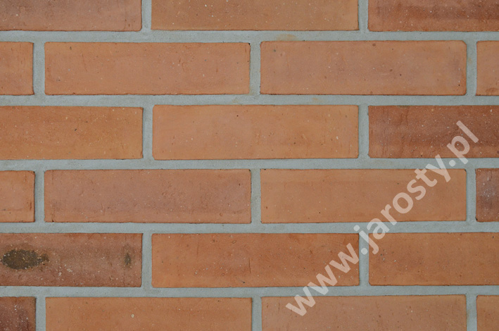 tehelňa v Poľsku hrubá keramika obkladové fasádne tehly horáky na uhlie